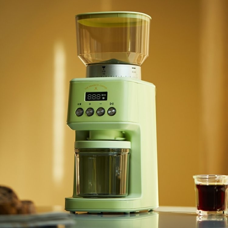 Fully Automatic Coffee Machine with Bean Grinder For Household Use